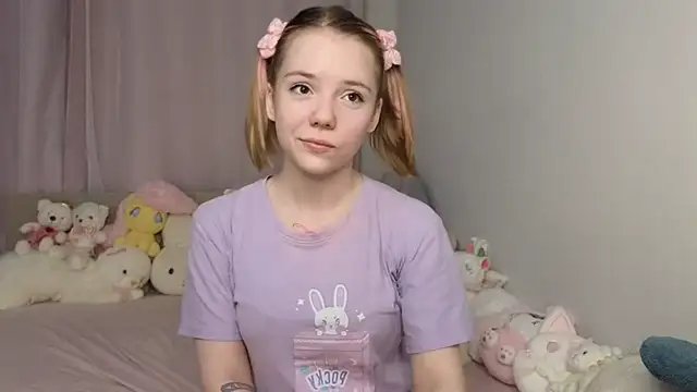 PrincessLittleKiki online show from July 19, 2026, 8:34 pm