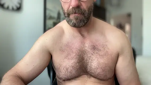 Snapshot of Mr_Beef chatting on June 19, 2026, 9:24 am Mr Beef online show from June 19, 2026, 9:24 am