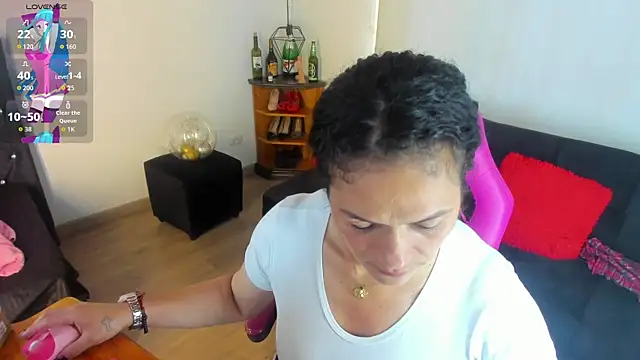 Aliciia cute1 online show from February 17, 2026, 10:16 pm