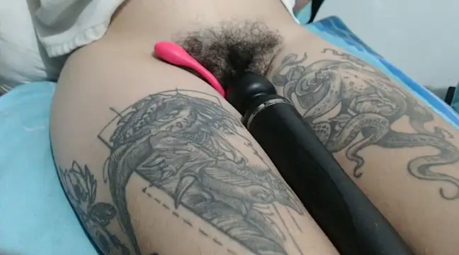 Snapshot of meganfoxx9 chatting on February 5, 2025, 1:15 am meganfoxx9 online show from February 5, 2025, 1:15 am