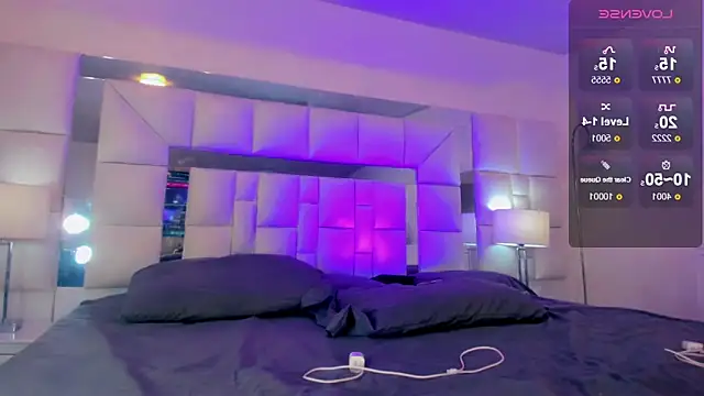 naomy  xx online show from February 26, 2025, 7:16 pm