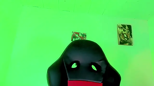 naomy  xx online show from September 26, 2025, 3:21 am