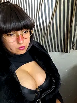 Derry Cooper online show from March 3, 2026, 6:47 pm