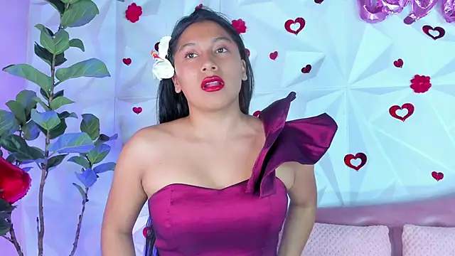 LinnaGardenia online show from February 15, 2025, 12:26 am