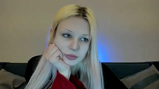 sashakiss99 online show from December 22, 2024, 1:33 pm