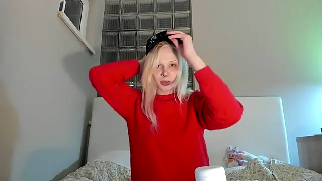 sashakiss99 online show from December 20, 2025, 8:49 pm