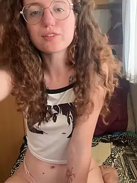 Snapshot of _foxygirl_ chatting on June 4, 2026, 9:59 am foxygirl online show from June 4, 2026, 9:59 am