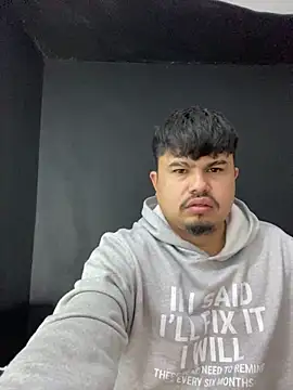 Snapshot of DickMasterfindom chatting on May 4, 2026, 2:51 am DickMasterfindom online show from May 4, 2026, 2:51 am