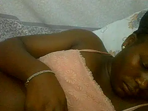 pretty nanah online show from October 10, 2025, 9:14 pm