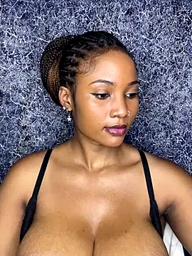 chocogirl01 online show from November 25, 2025, 10:26 am