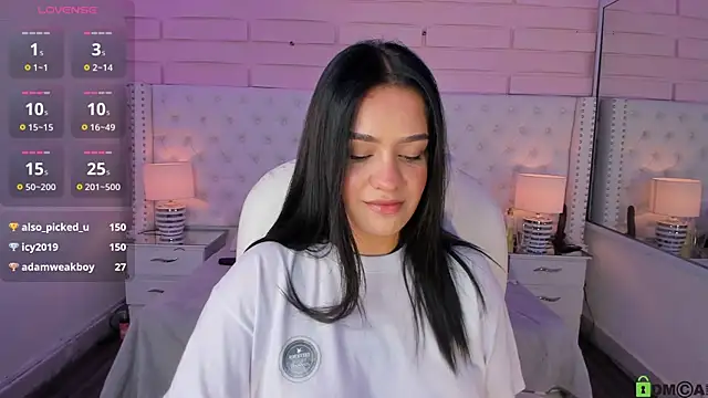 Yaaky  online show from February 24, 2025, 11:52 pm