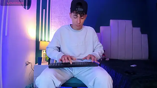 AlessandroDybala online show from February 19, 2025, 11:49 am