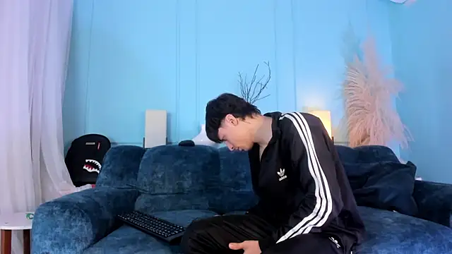 AlessandroDybala online show from November 16, 2025, 1:17 pm