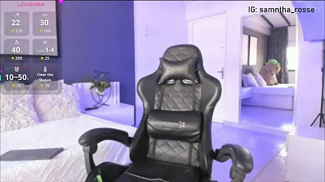 Leyli Doll online show from October 24, 2025, 3:08 pm