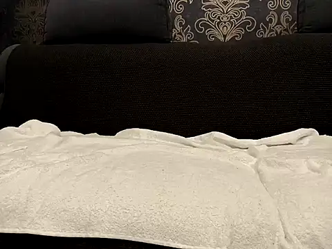 makodyrty online show from December 15, 2025, 6:23 pm