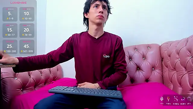 Snapshot of JeanRam18 chatting on September 18, 2025, 7:05 pm JeanRam18 online show from September 18, 2025, 7:05 pm