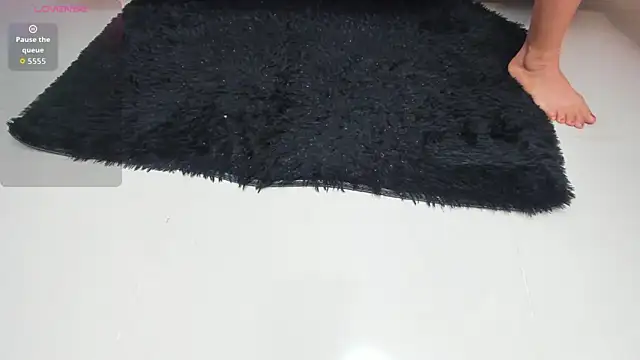 FOXYRIVER  online show from March 10, 2026, 12:10 pm