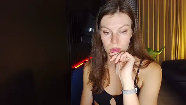 fifth element online show from October 19, 2025, 7:47 pm