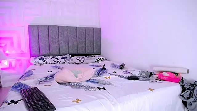 Snapshot of nataly_red chatting on March 14, 2025, 10:27 pm nataly red online show from March 14, 2025, 10:27 pm