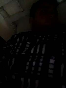 Snapshot of crowten chatting on March 1, 2025, 2:13 pm crowten online show from March 1, 2025, 2:13 pm