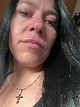 CuteNata online show from November 6, 2025, 9:43 am