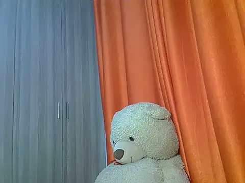 freaky juicy online show from October 11, 2025, 4:01 am