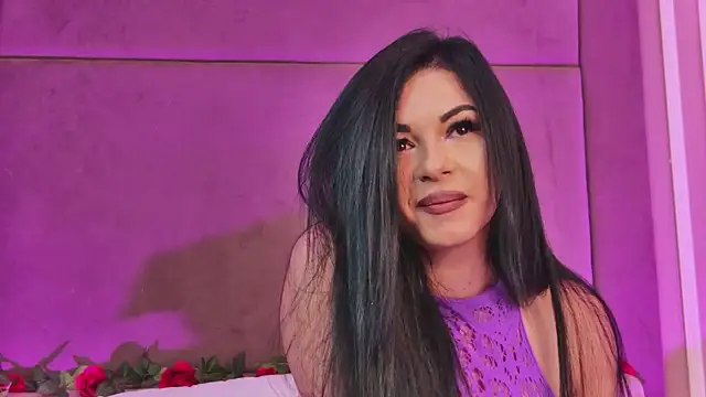 EmilyColle  online show from March 1, 2025, 8:13 am