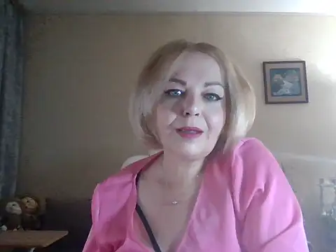 SofiyaPetrova online show from October 21, 2025, 3:35 pm