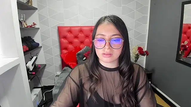Snapshot of MiaWils_ chatting on January 14, 2025, 7:11 pm MiaWils online show from January 14, 2025, 7:11 pm