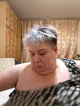 Baunti5555 online show from December 3, 2025, 4:27 pm