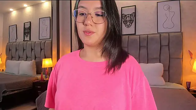sweet--emily online show from December 12, 2024, 9:19 am