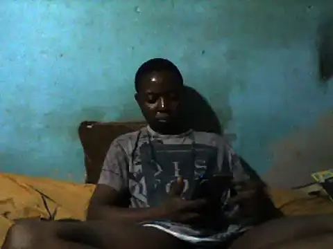 Snapshot of little__joy chatting on February 18, 2025, 6:04 am little  joy online show from February 18, 2025, 6:04 am