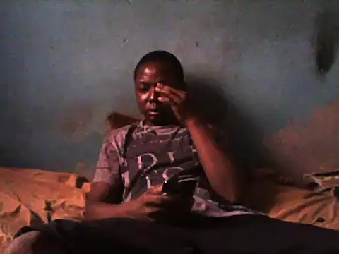 Snapshot of little__joy chatting on February 27, 2025, 3:05 pm little  joy online show from February 27, 2025, 3:05 pm