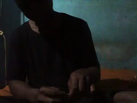 Snapshot of little__joy chatting on October 28, 2025, 11:29 pm little  joy online show from October 28, 2025, 11:29 pm