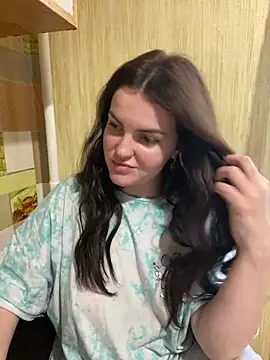 Karolina llove online show from December 21, 2024, 11:01 am