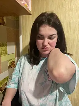 Karolina llove online show from February 15, 2025, 3:06 pm