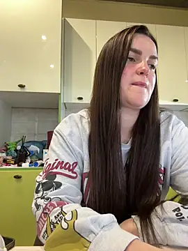 Karolina llove online show from November 7, 2025, 10:59 am