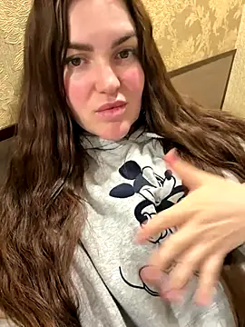 Karolina llove online show from November 26, 2025, 12:39 pm