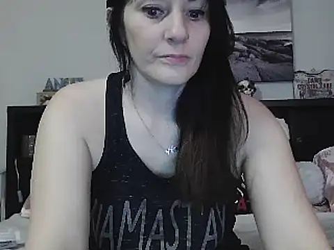 CrystalLakeXO online show from March 10, 2025, 5:11 am