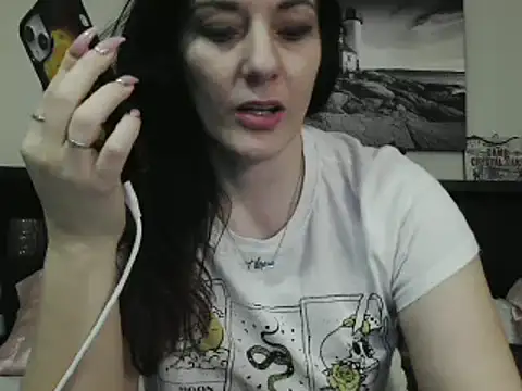 CrystalLakeXO online show from March 13, 2025, 8:37 am