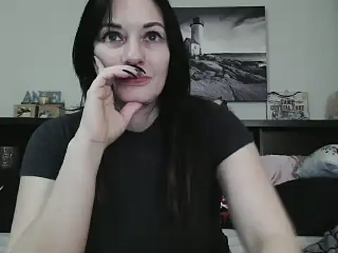 CrystalLakeXO online show from March 21, 2025, 8:17 am