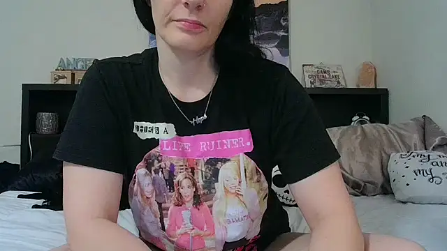 CrystalLakeXO online show from October 11, 2025, 7:29 am