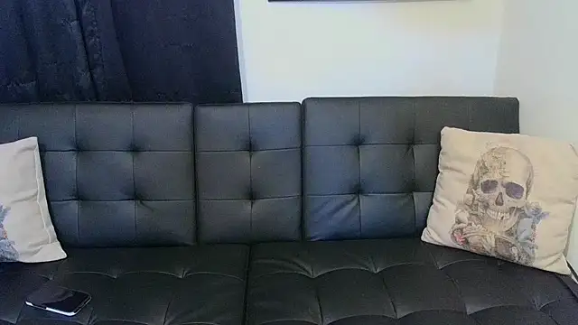 CrystalLakeXO online show from February 8, 2026, 6:28 am