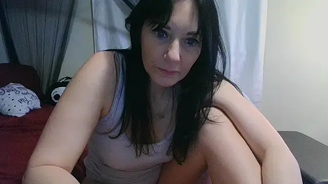 CrystalLakeXO online show from March 15, 2026, 4:29 am