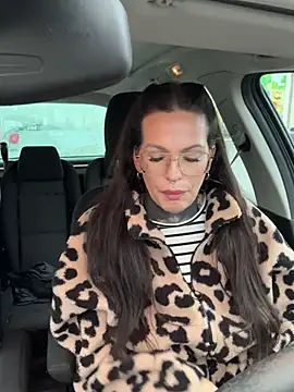 AileenInkOfficial online show from January 16, 2025, 8:33 am