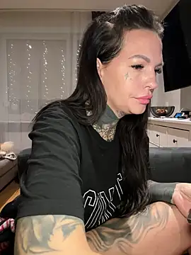 AileenInkOfficial online show from January 17, 2025, 3:12 am