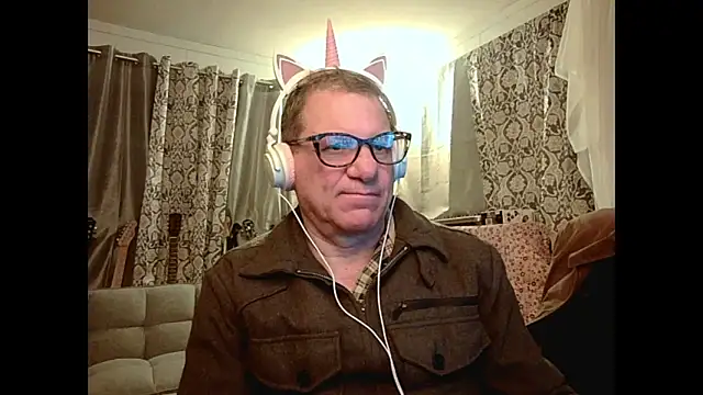 coryassman online show from January 28, 2025, 8:25 am