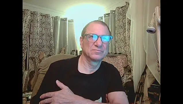 Snapshot of coryassman chatting on June 8, 2026, 3:29 am coryassman online show from June 8, 2026, 3:29 am