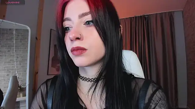 arielabradberry online show from December 27, 2024, 2:33 pm