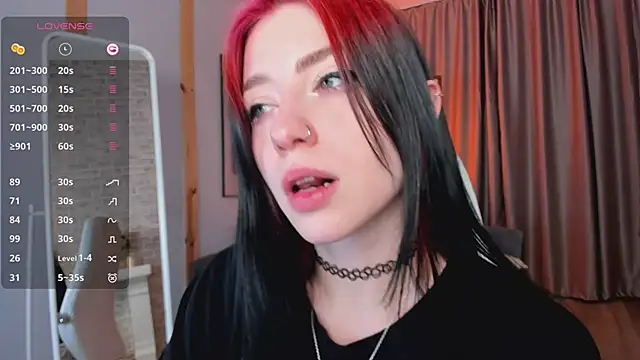 arielabradberry online show from December 30, 2024, 5:44 pm